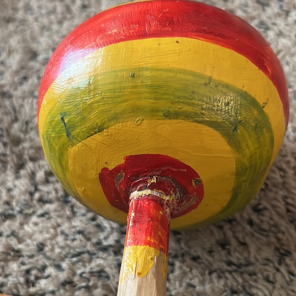 Vintage 2 pc Maraca Shaker Percussion Handmade Carved Floral! HG004 - Picture 4 of 5